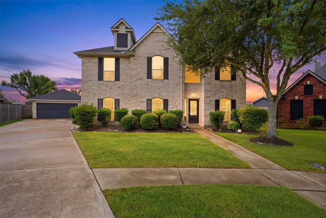 2502 Salt Grass Trl — Santa Fe Place Rep