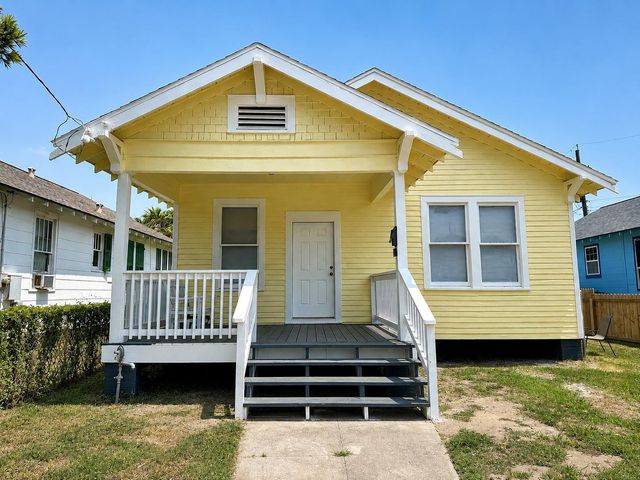 2406 35th St — Galveston Outlots