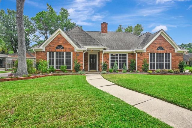4002 Roaring Rapids Dr — Brookwood