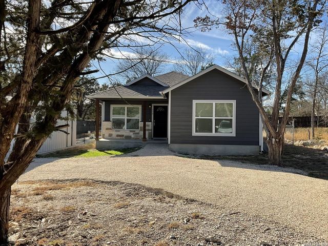 578 Misty Gln — TANGLEWOOD SHORES