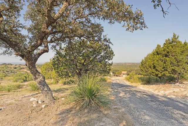186 SEVEN SISTERS DR — N/A