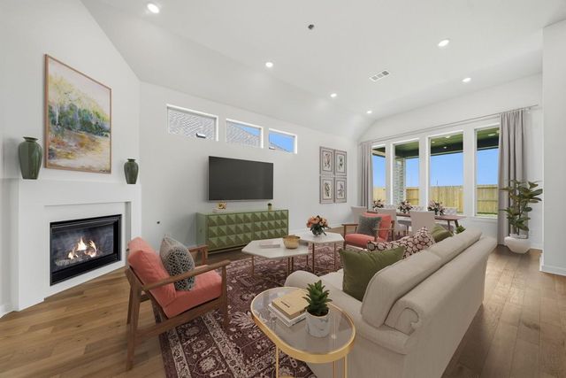 31023 Peony Place Dr — Cross Creek West
