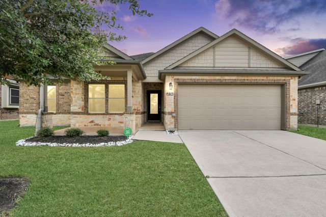 731 Rim Water Dr — Kendall Lakes
