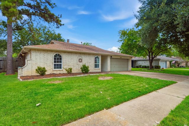 16218 Cypress Valley Dr — Cypress Point