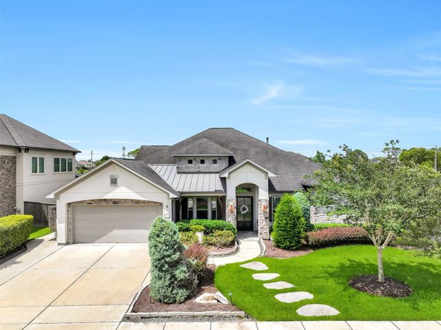 1821 Avery Ln — Sterling Creek