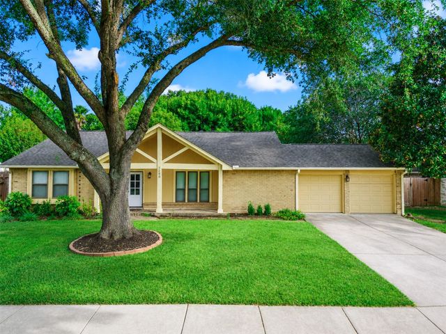 1208 Piney Woods Dr — Wilderness Trails
