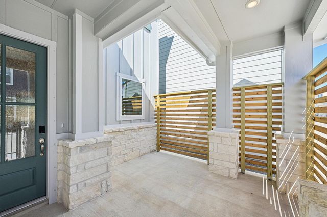 7407 Crown Canyon Dr — Pinewood Trails