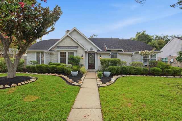 3411 Point Clear Dr — Quail Valley Glenn Lakes