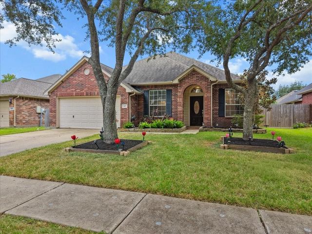 407 Crimson Coast Dr — South Shore Village Sec 6 98
