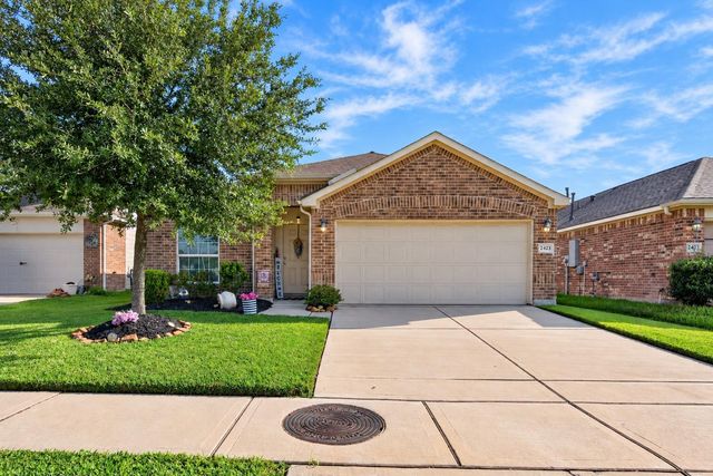 2423 Cold River Dr — Woodland Pines Sec 9