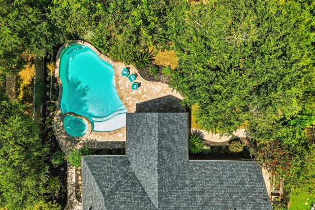 21342 Shawnee Park Dr — Long Meadow Farms