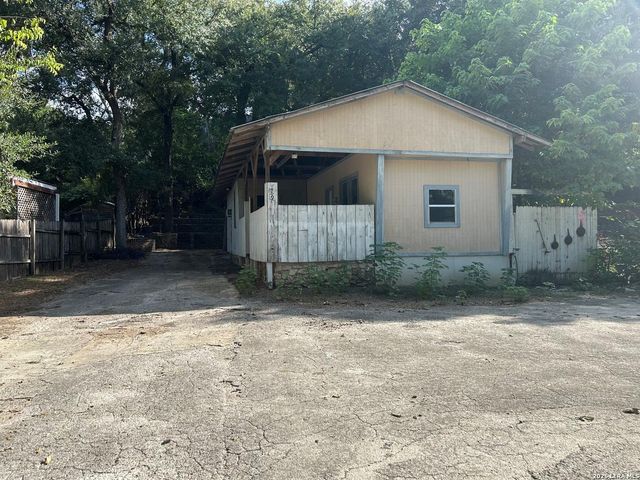 189 PLACID COVE DR — RIVER BEND