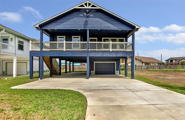 112 Dwire Dr — Bay Oaks