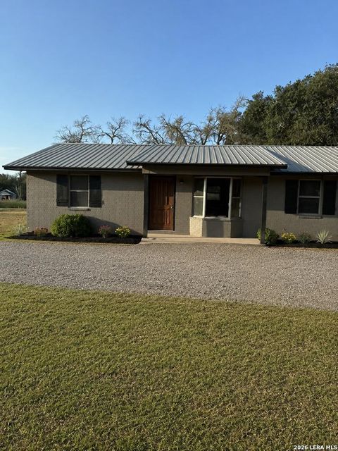 1012 E SAN MARCOS ST — Out/Frio