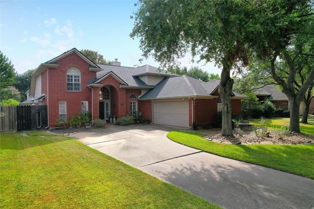 110 Cloudbridge Dr — South Shore Village 92