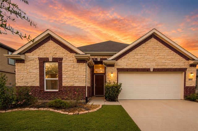 6111 Whitewing Road — BRYAN CROSSING