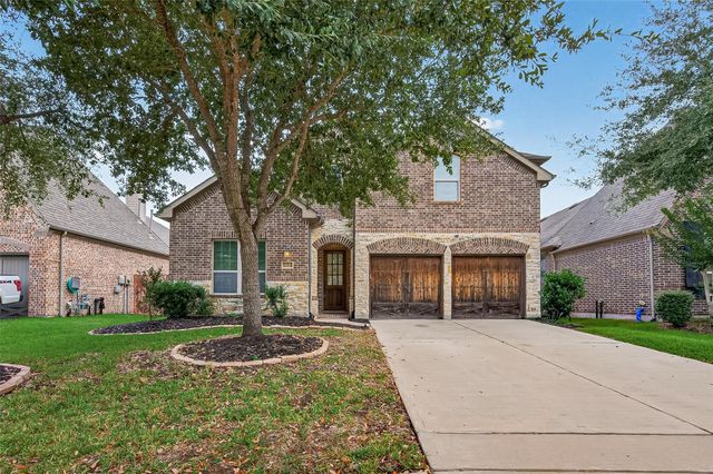 21018 Shelbyville Dr — Long Meadow Farms