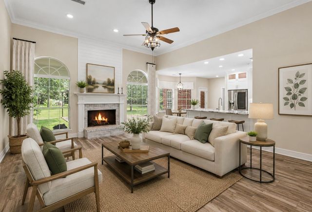 8911 Diamante Dr — Sendera Lake Estates