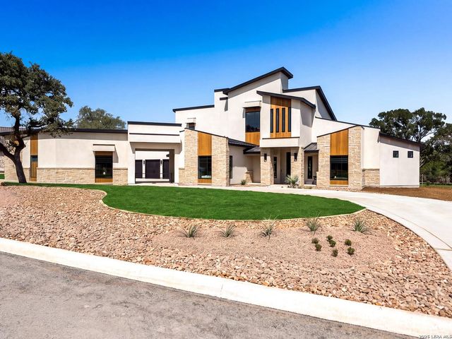 85 RANCH HTS — STONE CREEK