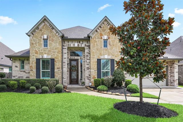 5515 Elden Trl — Parkway Trails