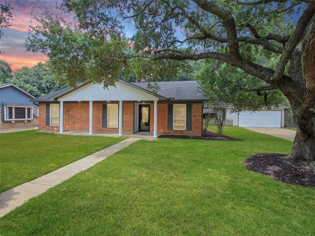 2918 Cherry Springs Dr — Thunderbird North