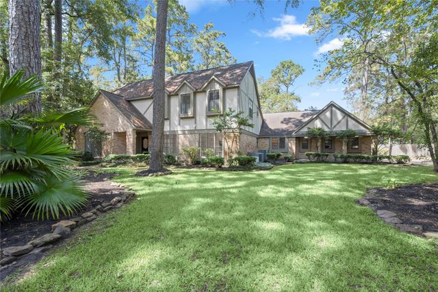 2103 Woodford Green Dr — Kingwood Lakes Village