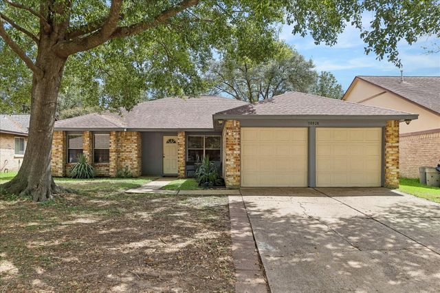 18926 Pine Trace Ct — Atascosita South
