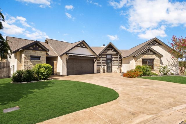 1227 Gruene Valley Cir — Vineyard Gruene II