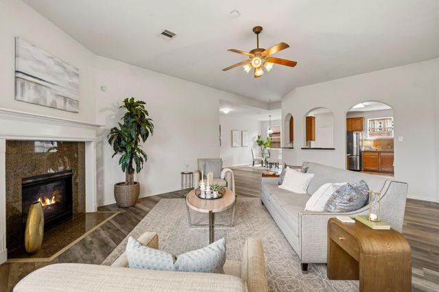 125 Avery Springs Ln — Lakes In Bay Colony Sec 6