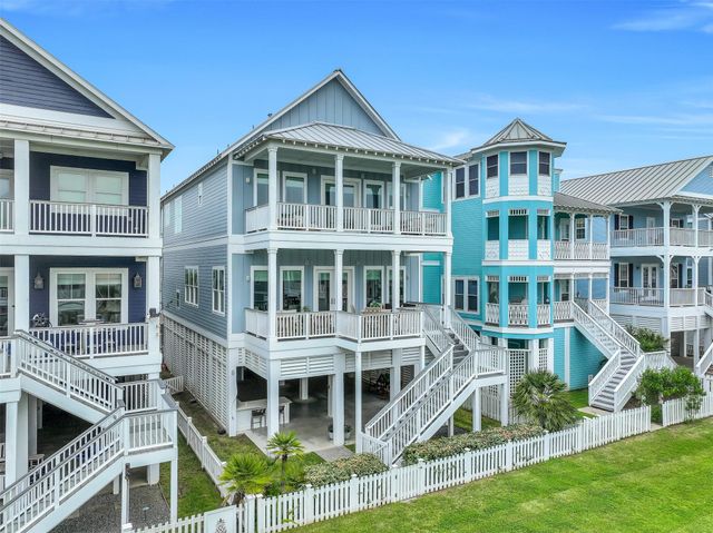 3823 Conch — Beachside Village 2004