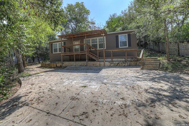 167 DEER LN — River Bend