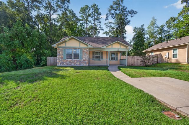 1122 Cedar Creek Dr — Cedar Creek 01