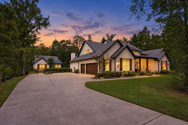 22811 Timberlake Creek Rd — Timberlake Village
