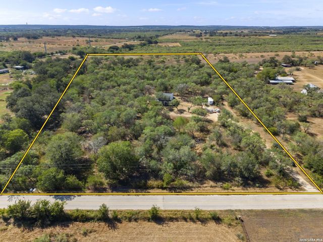 695 FOX TROTTER RD — FOX TROTTER ESTATES