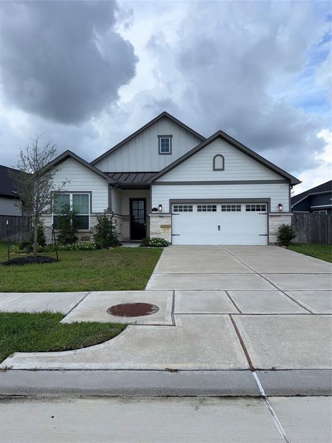 1314 Hidden Oaks Drive — Winfrey Estates