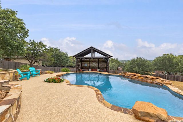 9035 Woodland Trce — LIMESTONE RANCH