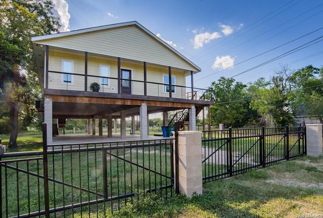 105 RIO GRANDE DR — PARKVIEW ESTATES