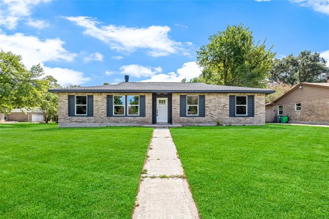 4534 Rosegate Dr — Birnam Wood Sec 03