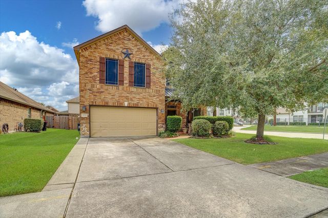 4702 Seabird St — Eastpoint