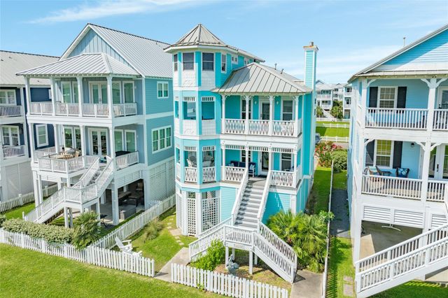3819 Conch — Beachside Village 2004