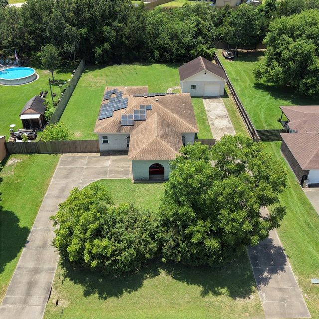 3230 W Meadow Ln — Prairie Estates
