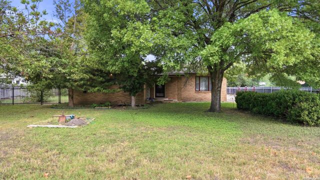 2246 Gruene Rd — RIO VISTA