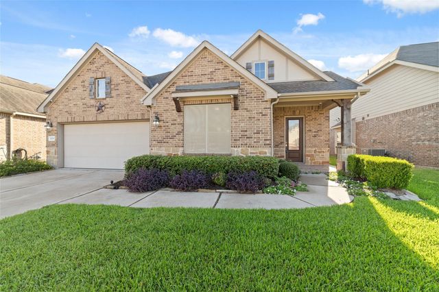 22315 Taren Ct — Inverness Estates