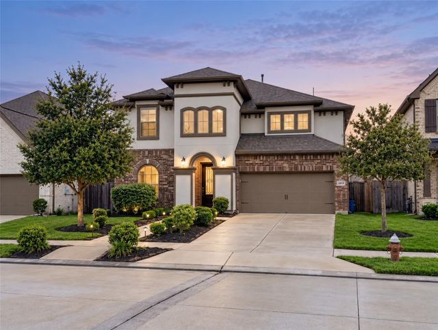 8822 SPINNING MILL DRIVE — SIENNA