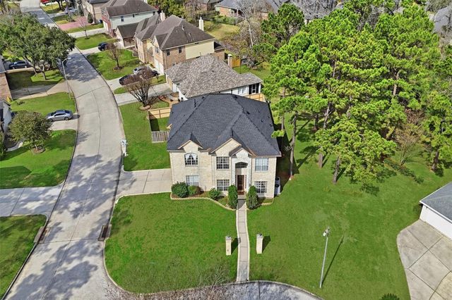 19103 Olympic Cir — Walden On Lake Houston Ph 02
