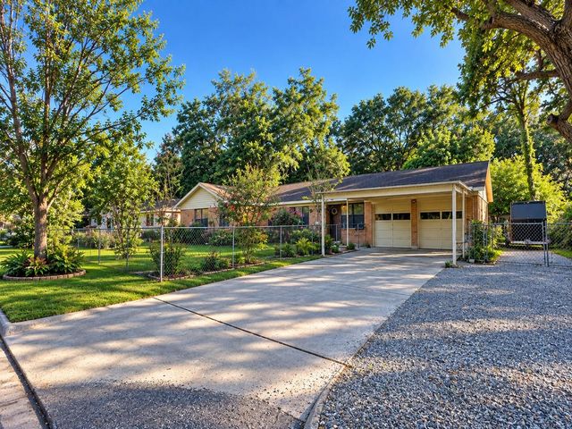 1505 Adams street St — Richardson Place
