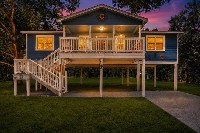 29827 Shady Brook Ln — Shady Brook Acres