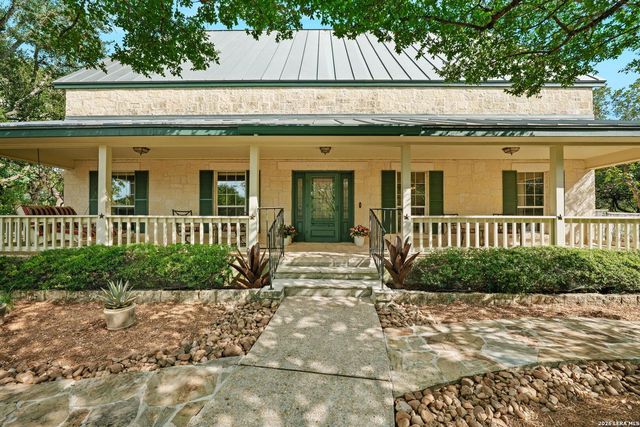 8520 ALYDAR CIR — RAINTREE WOODS