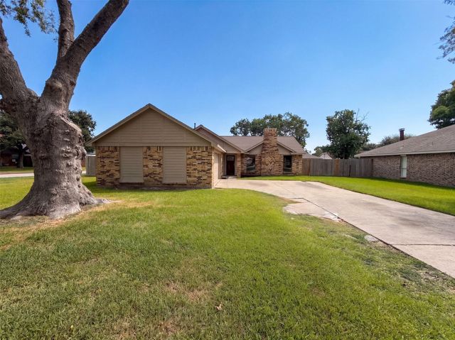 10942 Collingswood Dr — Fairmont Park East Sec 02
