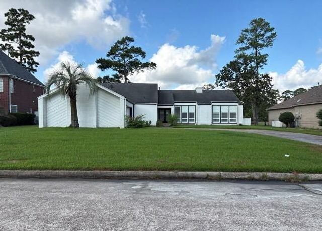 20407 Sunny Shores Dr — Pinehurst Atascocita Sec 02